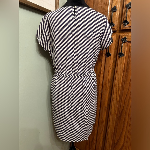 J. Crew Women’s Dress Size 6 - Picture 3 of 9